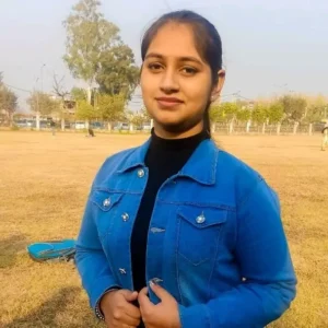 Picture of Himanshi Kalra