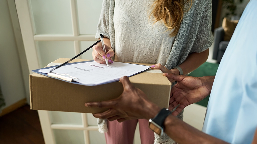 Document & Parcel Express Delivery